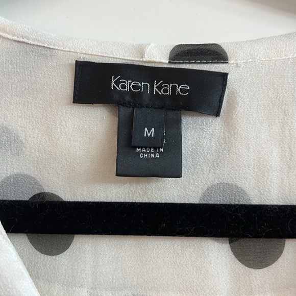 Karen Kane silk blouse - Picture 2 of 7